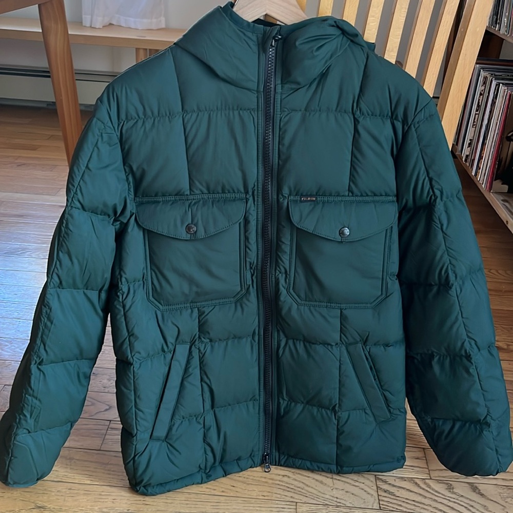 Filson Pateros Down Jacket. Dark Green. Size Small